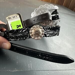 Nocona Belt Women Teen 28 Black Leather Tooled Floral Conch Ribbon NWT